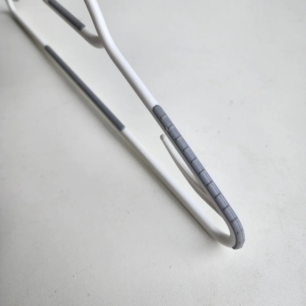 18 Pcs Slim Non Slip Hangers - Space Saving Hangers Clothes Lingerie Hooks White